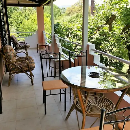 Spiti Prokopis - Marilena House * Dassia (Corfu)