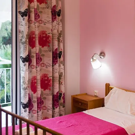Spiti Prokopis - Marilena House Dassia (Corfu)